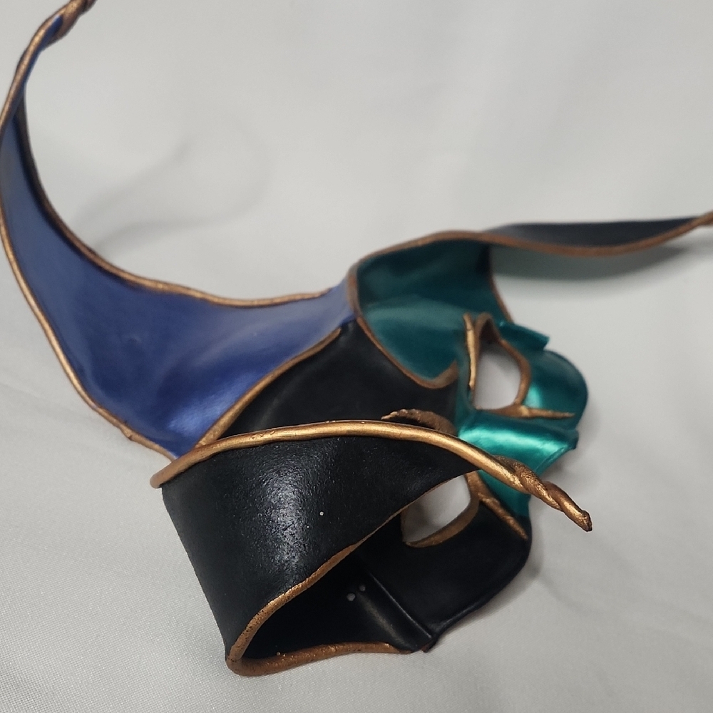 Leather Jester Mask - Picture 7 of 15
